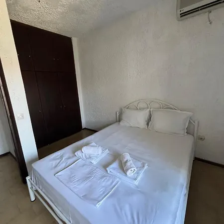 Apartament A Few Meters From The Sea *