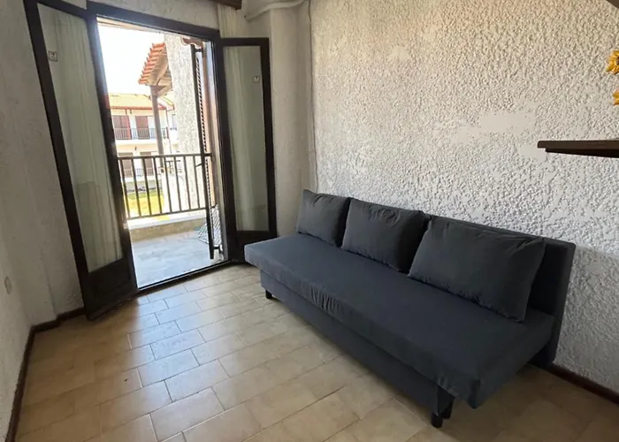 A Few Meters From The Sea *